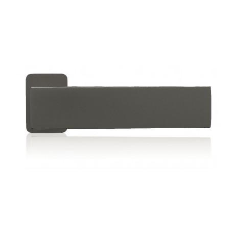 klamka-minimal-do-drzwi-alu-i-pcv - tytan czarny mat